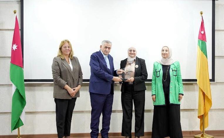 الزّمالة النّسويّة